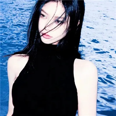 图片[12]-蓝色致郁系微信女头 清冷感的氛围女头合集-头像论坛-综合-小优栏